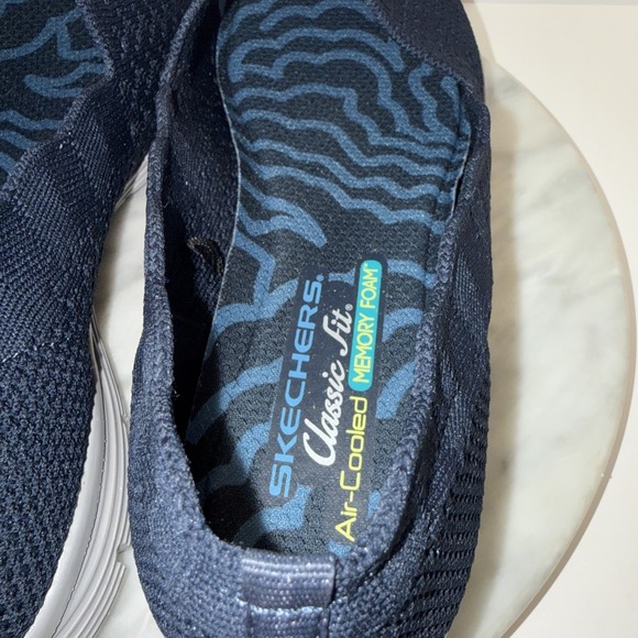 Skechers Classic Fit Air Cooled Memory Foam Slips On Navy 49481 Women Sz 9.5 - Picture 5 of 10